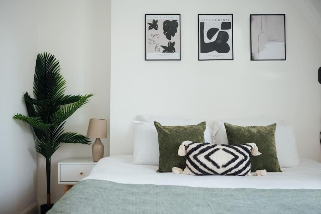 Charming 2 Bedroom Flat In The Heart Of Kings Cross, Londyn Zewnętrze zdjęcie