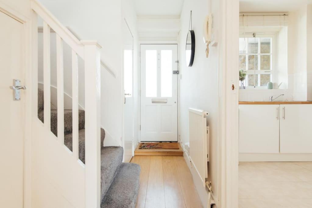 Charming 2 Bedroom Flat In The Heart Of Kings Cross, Londyn Zewnętrze zdjęcie