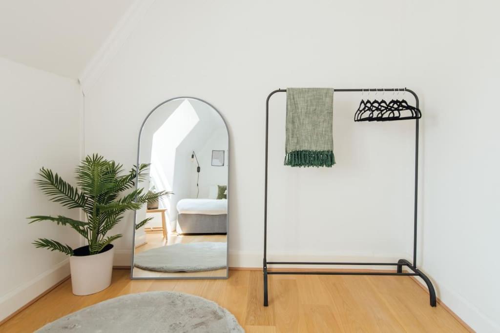 Charming 2 Bedroom Flat In The Heart Of Kings Cross, Londyn Zewnętrze zdjęcie