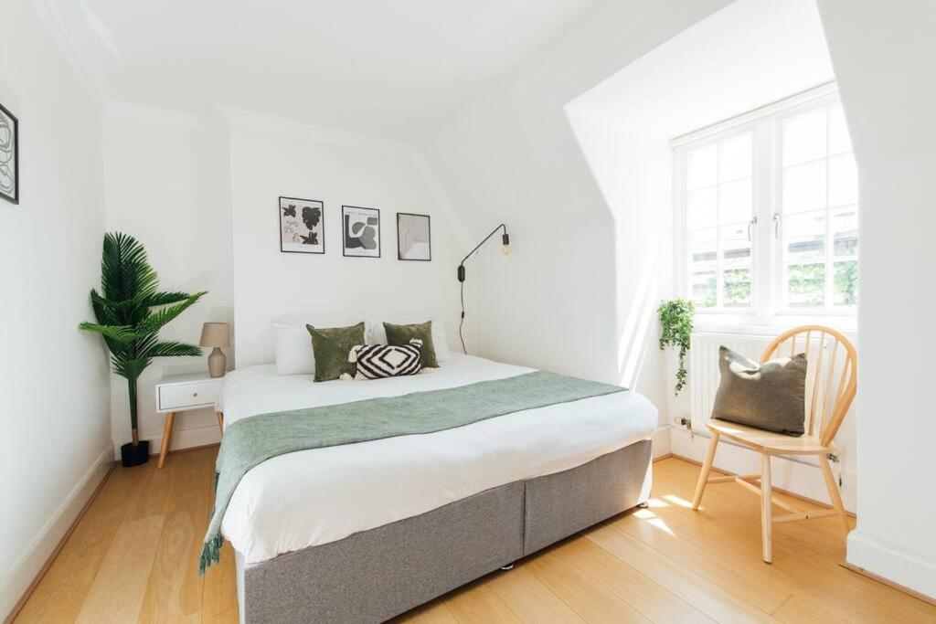 Charming 2 Bedroom Flat In The Heart Of Kings Cross, Londyn Zewnętrze zdjęcie