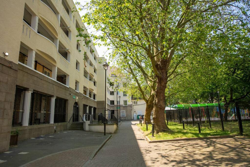 Charming 2 Bedroom Flat In The Heart Of Kings Cross, Londyn Zewnętrze zdjęcie